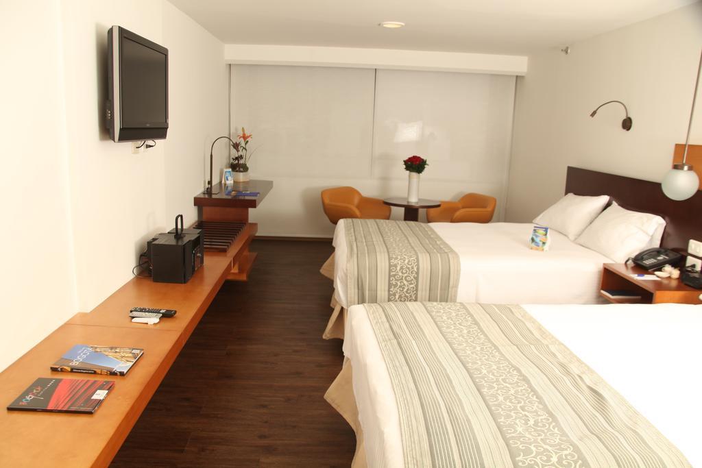 Hotel Dann Norte ボゴタ エクステリア 写真